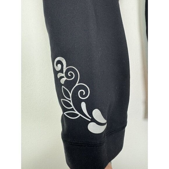 Athleta Black Relay Capri Legging Pants Reflective Floral Size Small - Picture 2 of 7